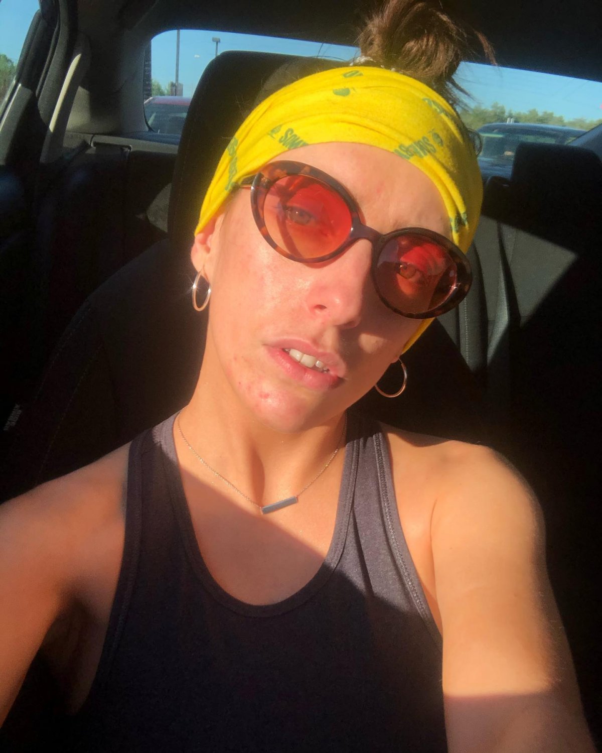 Cute Canadian babe #5krI9SnP