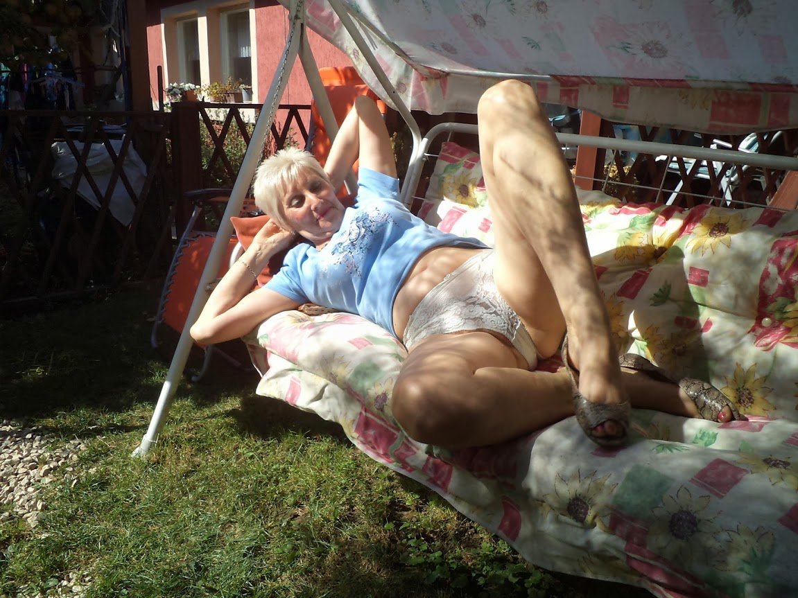 Nadine from Hungary poses for hubby #ZXDmlAbN