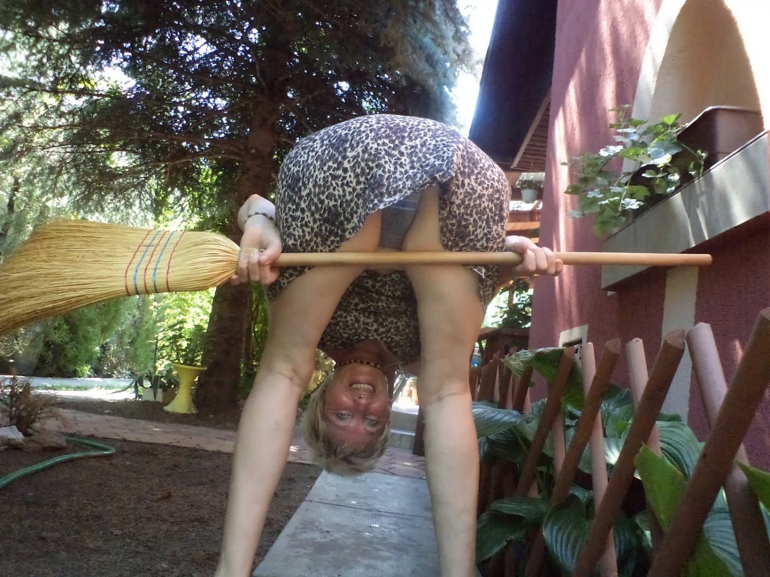 Nadine from Hungary poses for hubby #wVhmPE9S