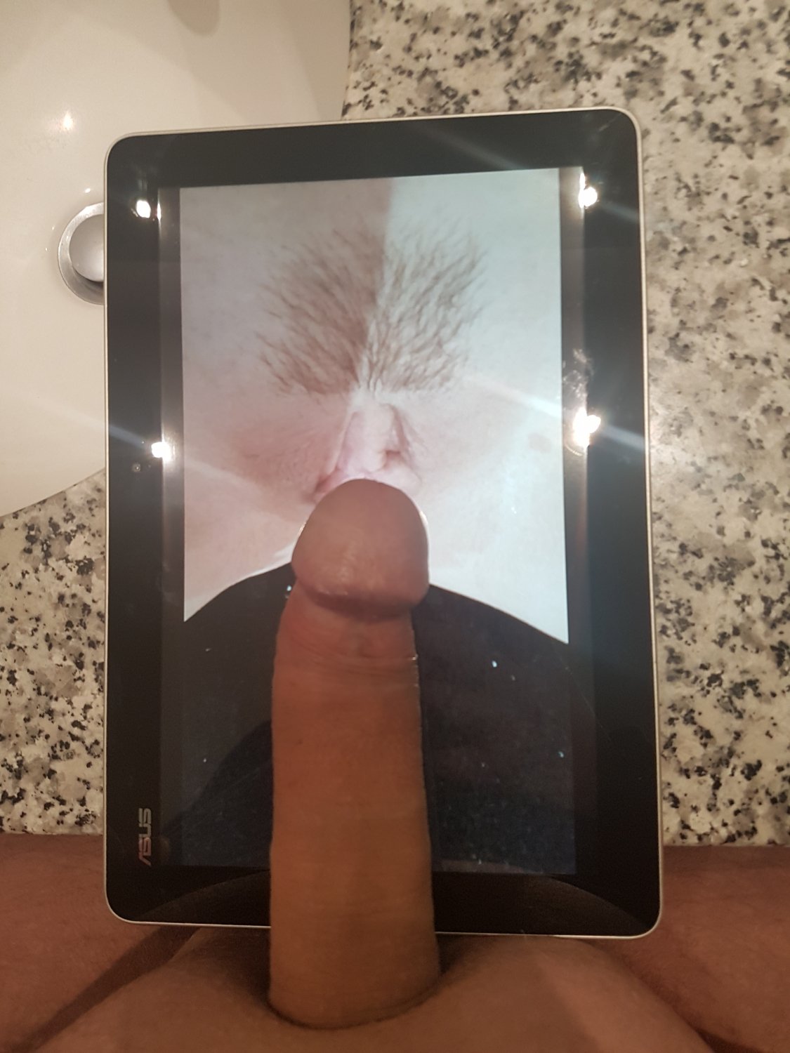 Was requested to give a little cock, so i did #MTRwc8LU