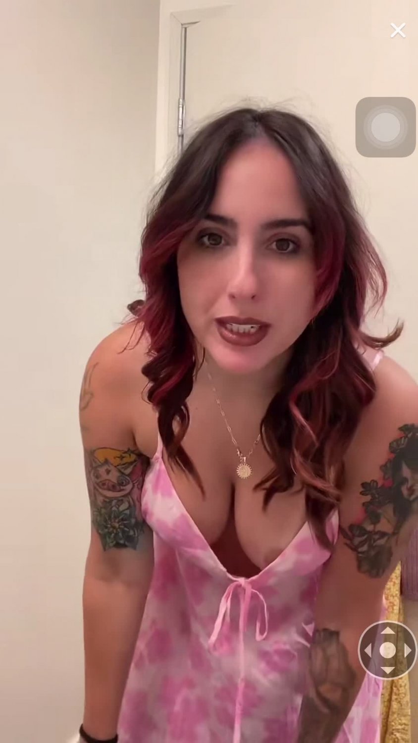 FlashingTeasing.2 - Porn Videos & Photos - EroMe